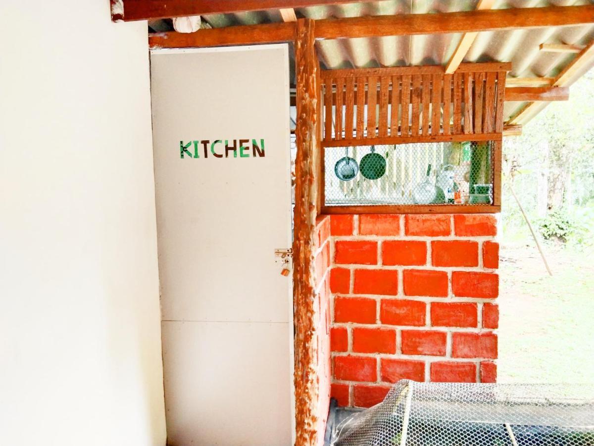 Hiriketiya Green Hill Home 디크웰라 외부 사진